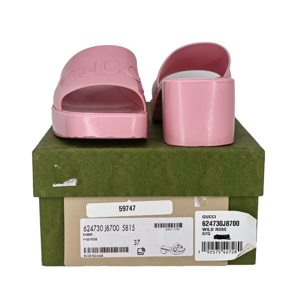 Gucci Logo Rubber Platform Slide Sandals
Pink rubber size 40
Worn 1x inside only - Picture 7 of 9